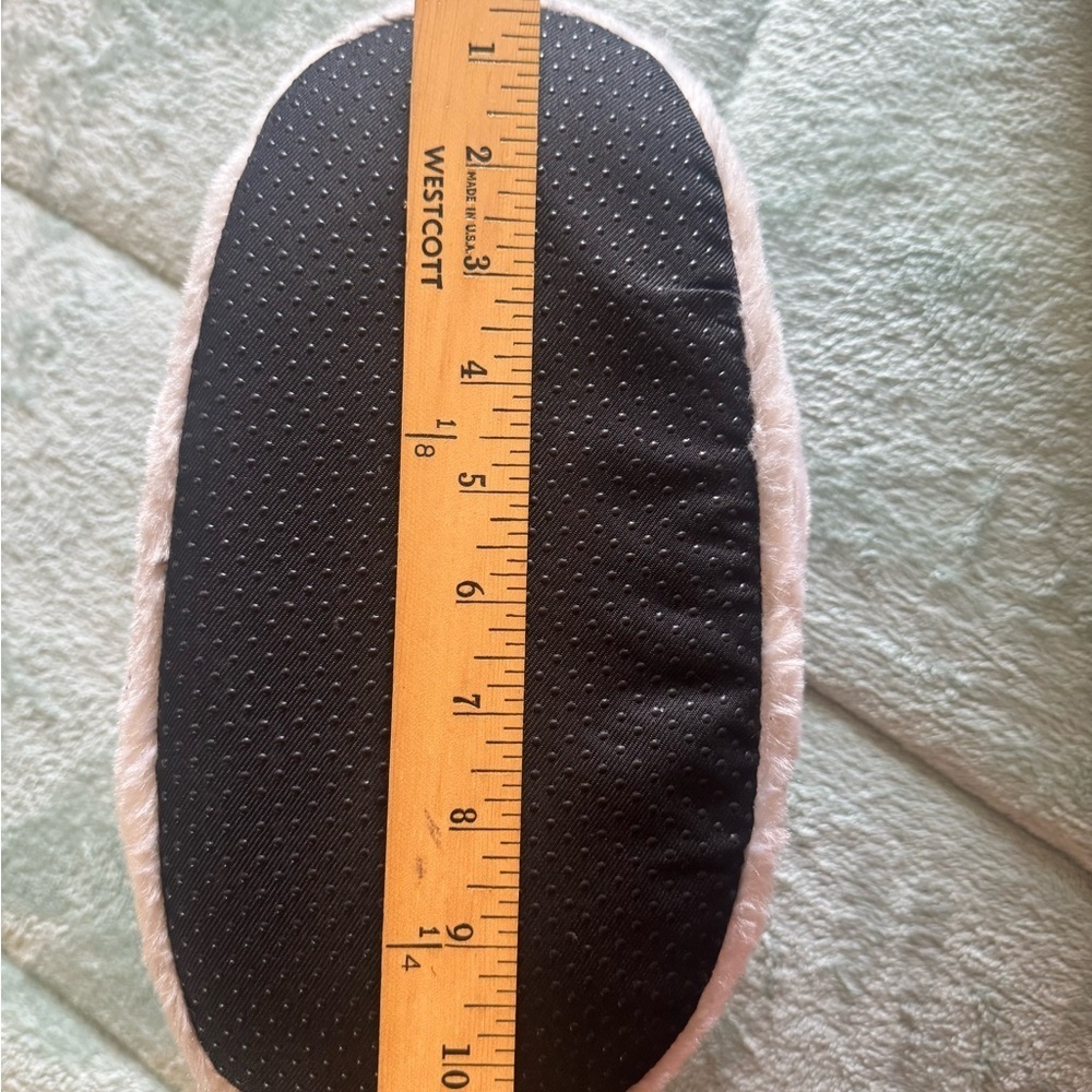 Nike Gray and White Loafers - Picture 8 of 8